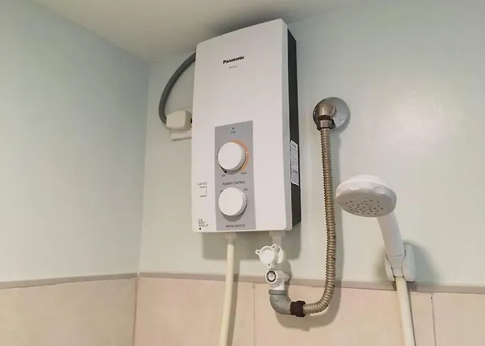 , Wifi Up To 100mbps , Infinity Pool Apartment Cebu